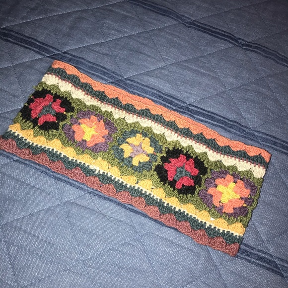 Accessories - Gorgeous Head Wrap. MUST BE BUNDLED